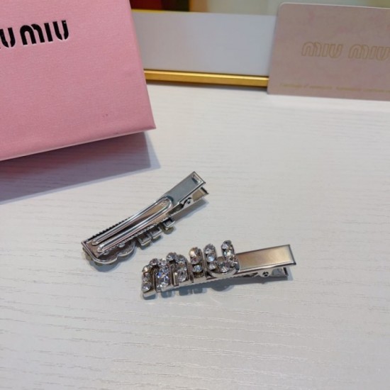 Spring/Summer Trend NO1 Hair Ornament 2023SS MIU MIU Spring/Summer Trend NO1 Hair Ornament 2023SS MIU MIU
